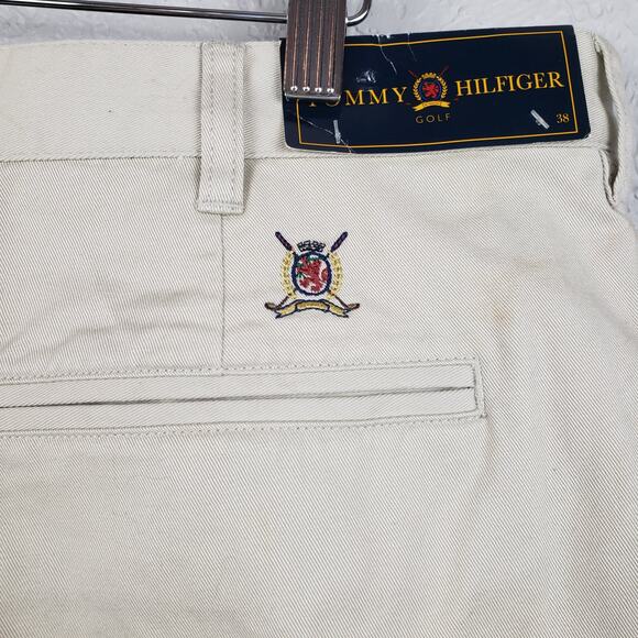 NEW! Tommy Hilfiger Golf Shorts - 38 - Picture 3 of 5